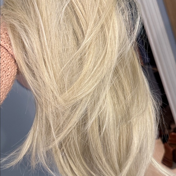 Raquel Welch Sheer Luxury Wig Lace hand tied left part. It has the LuxLite cap, - Picture 14 of 14